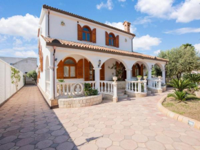 Traditional holiday home in Fondo Morte with private terrace